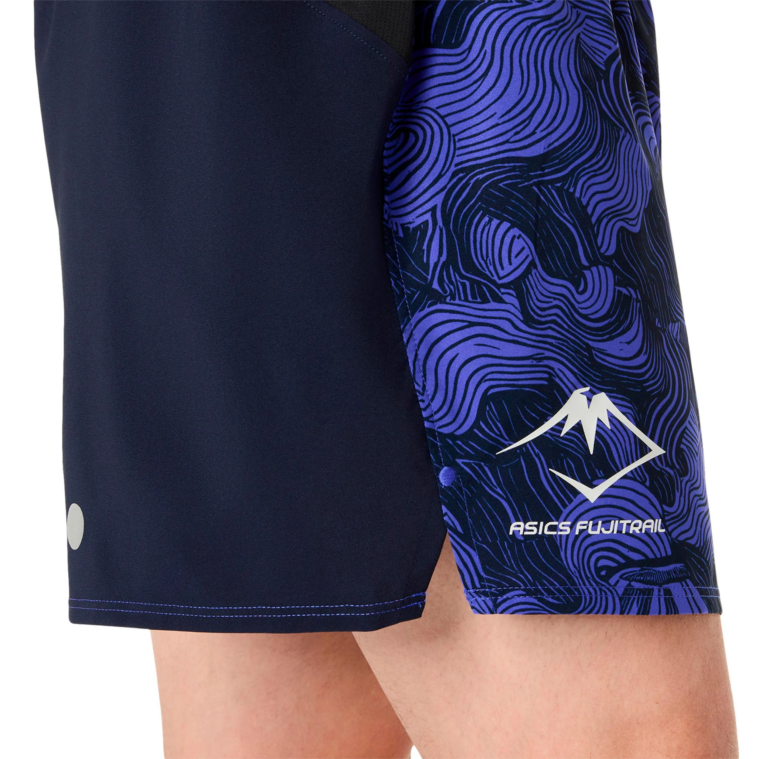 Fujitrail AOP 5in   Laufshorts Herren - dunkelblau, blau - Image 5
