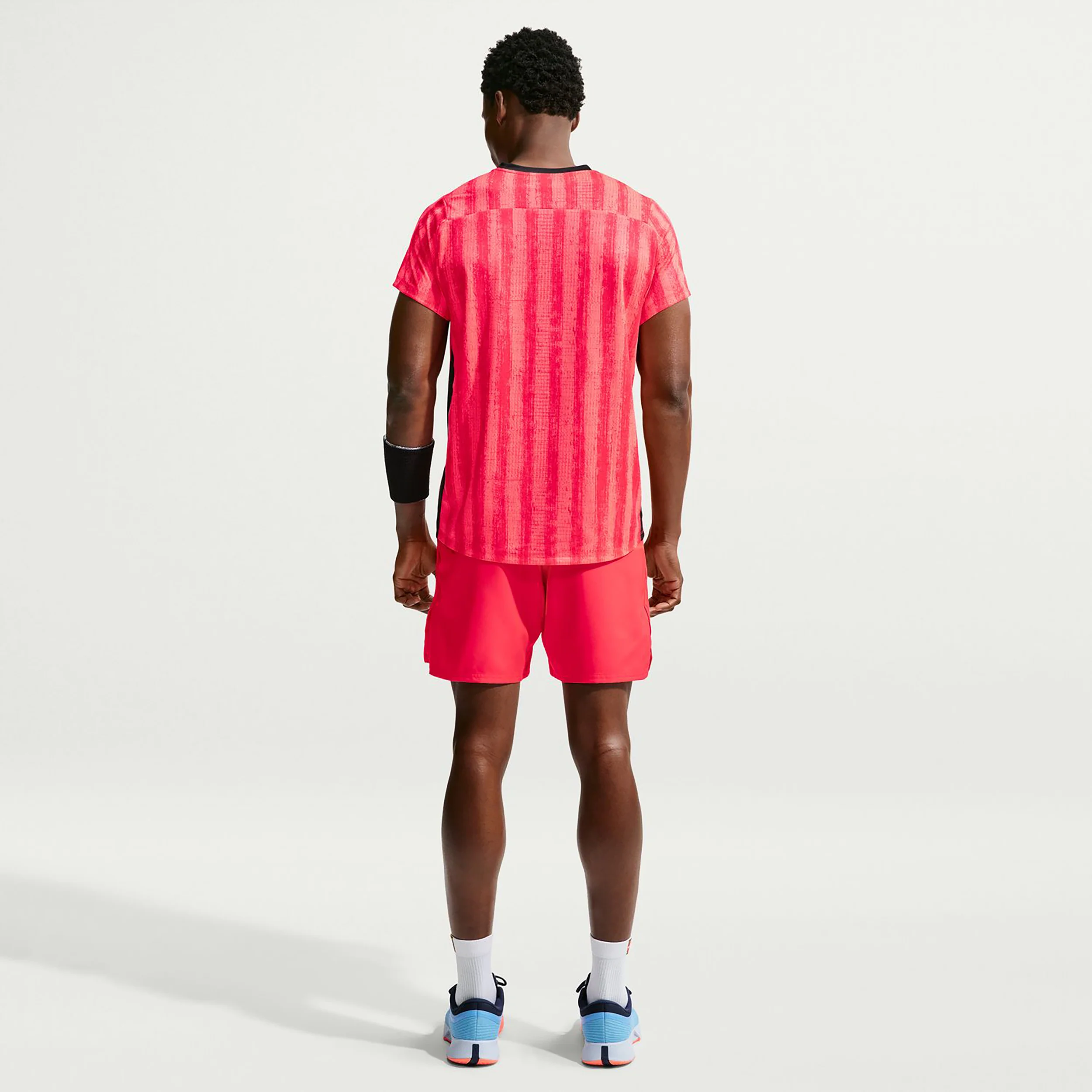 Court Victory Dri-Fit 7in Shorts Herren - rot, schwarz - Image 2
