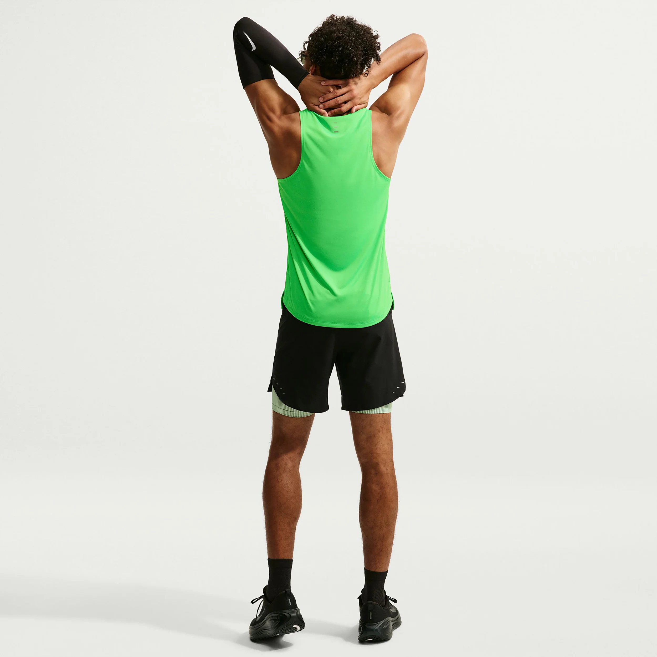 Stride Laufshirt Herren - grün, silber - Image 2